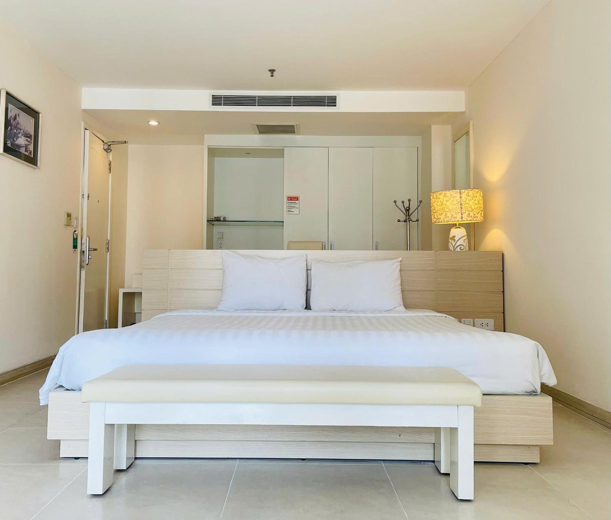 Nhi Phi Hotel Nha Trang Exterior foto